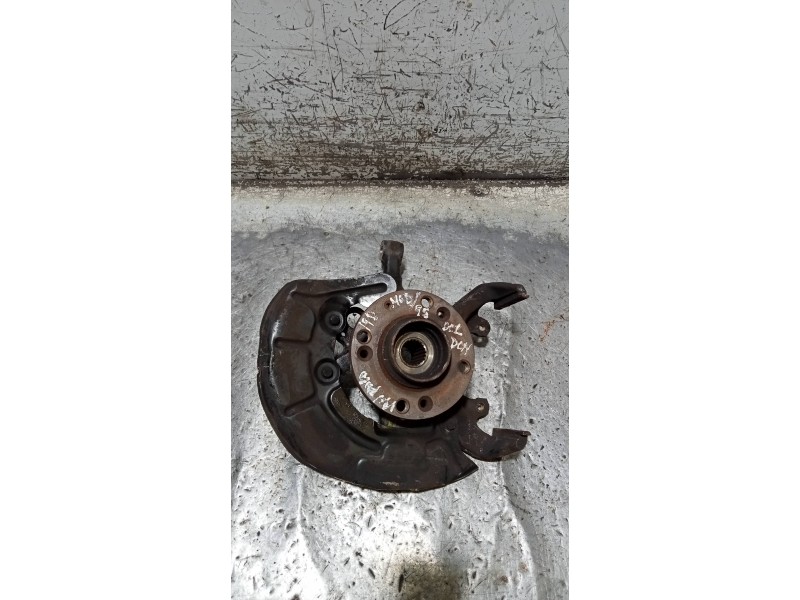 Recambio de mangueta delantera derecha para volkswagen polo berlina (6n1) básico referencia OEM IAM   