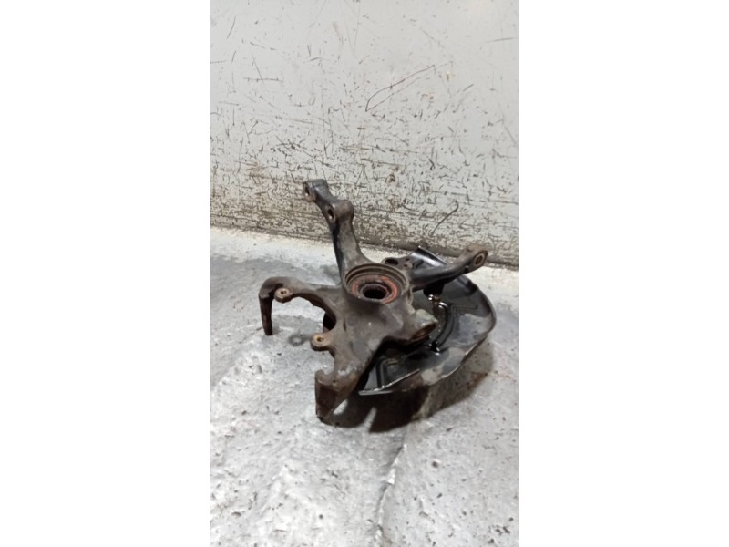 Recambio de mangueta delantera derecha para volkswagen polo berlina (6n1) básico referencia OEM IAM   