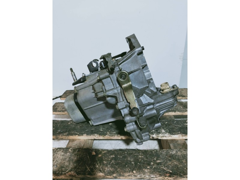 Recambio de caja cambios para peugeot 106 (s1) kid referencia OEM IAM 20CF02 0125017 5V