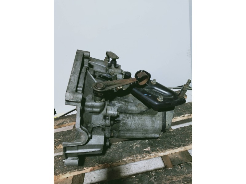Recambio de caja cambios para peugeot 106 (s1) kid referencia OEM IAM 20CF02 0125017 5V