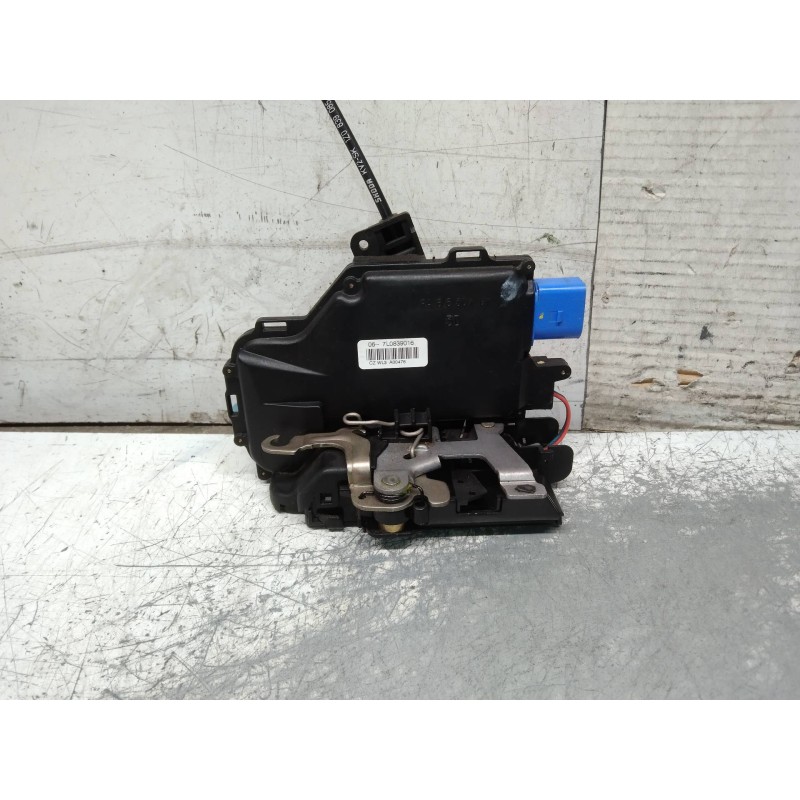 Recambio de motor cierre centralizado trasero derecho para skoda octavia berlina (1z3) active referencia OEM IAM 7L0839016  5P