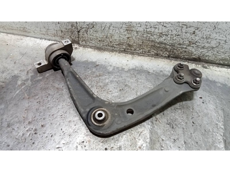 Recambio de brazo suspension inferior delantero derecho para peugeot 508 active referencia OEM IAM   