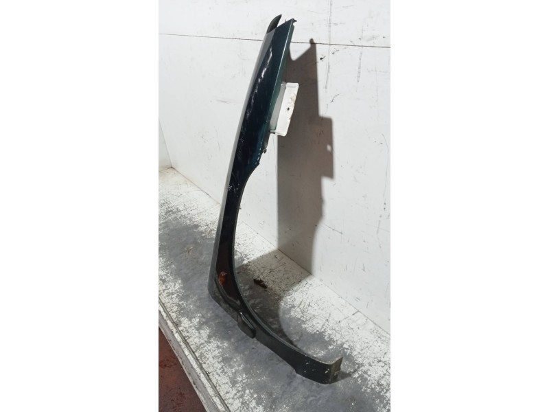 Recambio de aleta delantera derecha para citroen xantia berlina 1.6 armonia referencia OEM IAM   