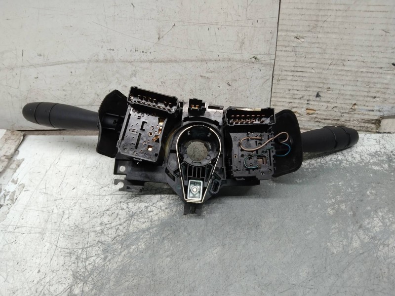 Recambio de mando luces para dacia logan ambiance referencia OEM IAM 8200375336  