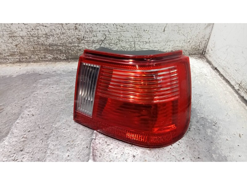 Recambio de piloto trasero derecho para seat ibiza (6k1) signo referencia OEM IAM   