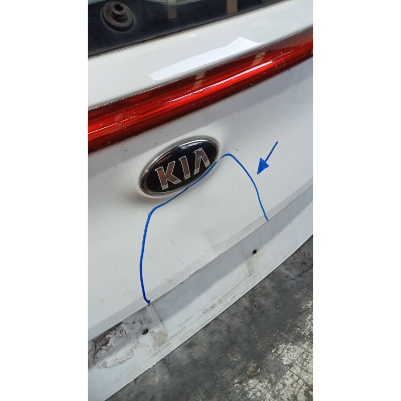 Recambio de porton trasero para kia sportage business 2wd referencia OEM IAM   
