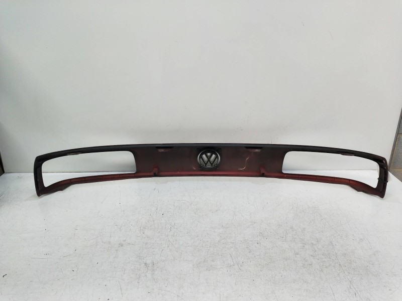 Recambio de rejilla delantera para volkswagen passat berlina (312) 1.8 referencia OEM IAM   