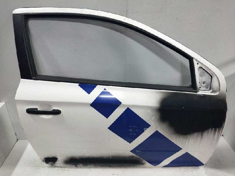 Recambio de puerta delantera derecha para hyundai i20 1.2 cat referencia OEM IAM  3P 