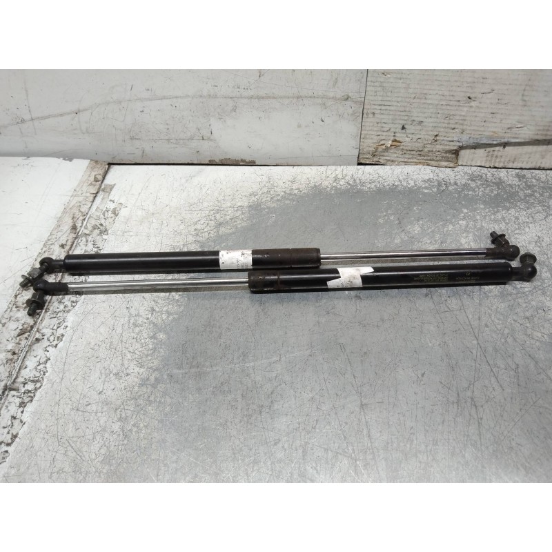 Recambio de amortiguadores maletero / porton para hyundai accent (lc) 1.3 cat referencia OEM IAM 8177022200  