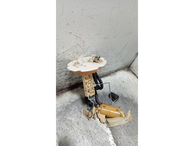 Recambio de bomba combustible para nissan pathfinder (r50) 3.3 v6 referencia OEM IAM   