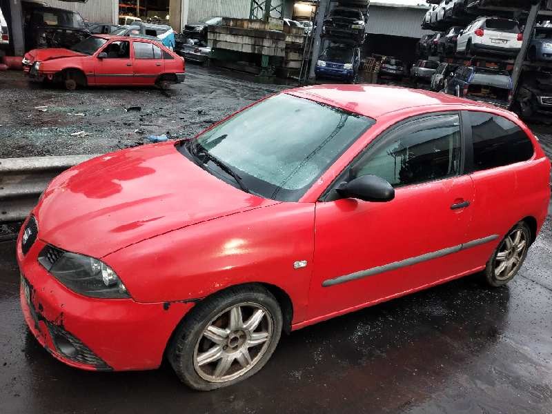 seat ibiza (6l1) del año 2002