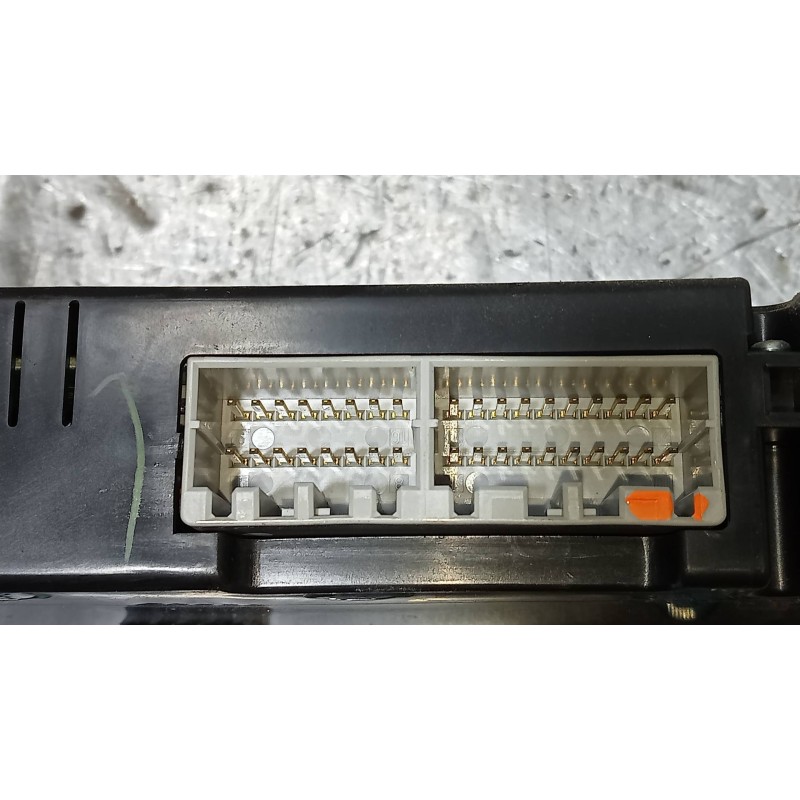 Recambio de mando calefaccion / aire acondicionado para nissan pathfinder (r50) 3.3 v6 referencia OEM IAM 275002W000 2U65034700 