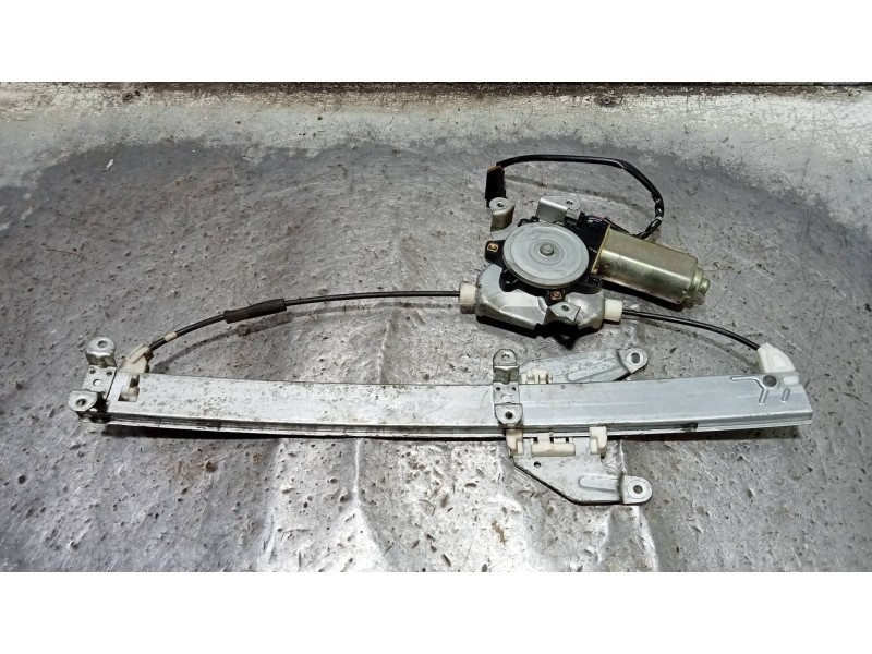 Recambio de elevalunas trasero derecho para nissan pathfinder (r50) 3.3 v6 referencia OEM IAM 827300W205  