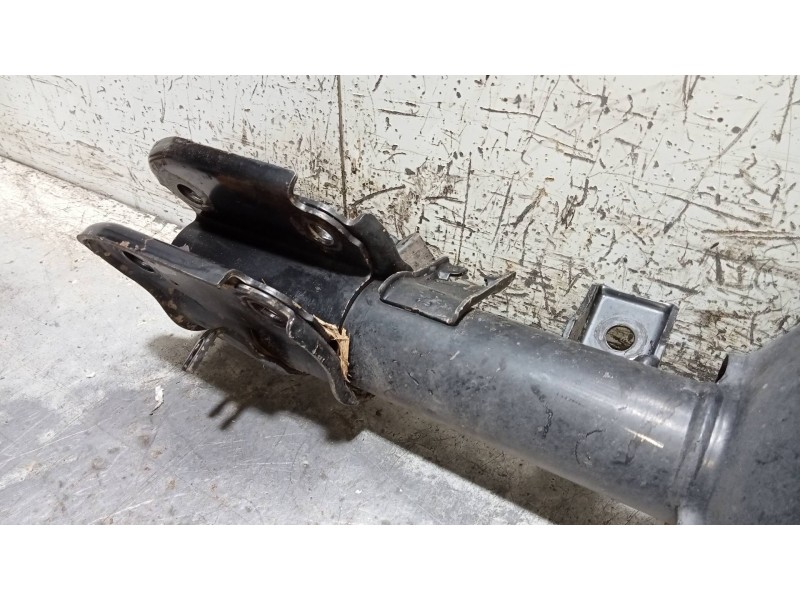 Recambio de amortiguador delantero derecho para nissan pathfinder (r50) 3.3 v6 referencia OEM IAM   