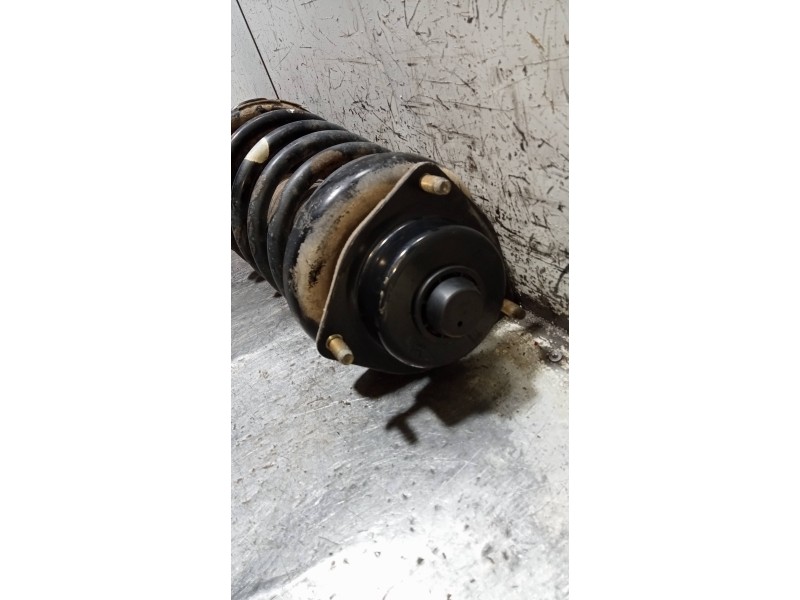 Recambio de amortiguador delantero izquierdo para nissan pathfinder (r50) 3.3 v6 referencia OEM IAM   