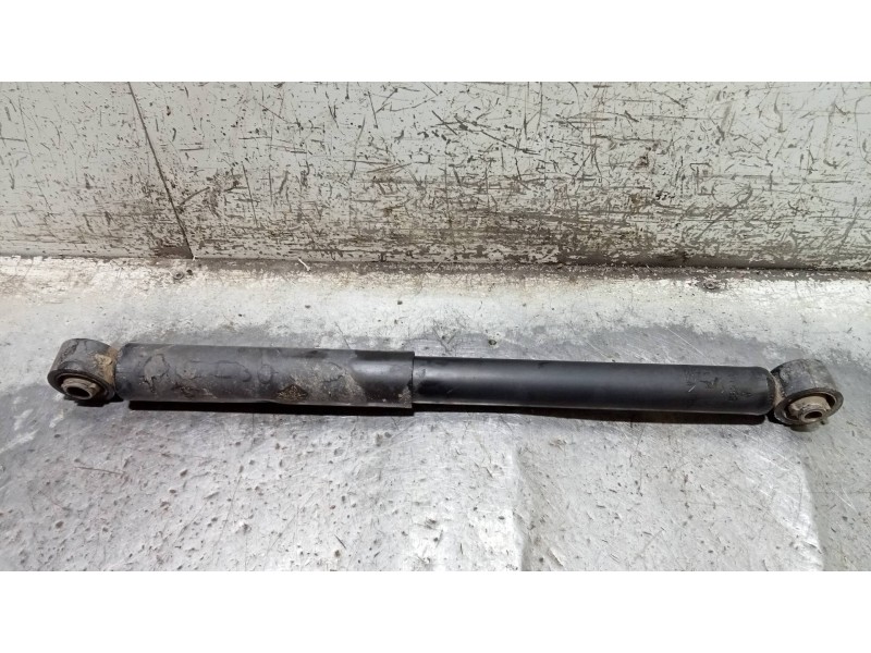 Recambio de amortiguador trasero derecho para nissan pathfinder (r50) 3.3 v6 referencia OEM IAM   