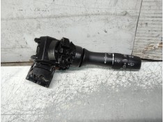 Recambio de mando limpia para toyota auris luna referencia OEM IAM 17F582  