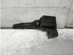 Recambio de mando limpia para toyota auris luna referencia OEM IAM 17F582   2