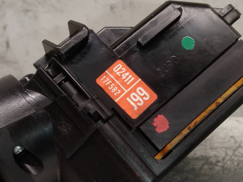 Recambio de mando limpia para toyota auris luna referencia OEM IAM 17F582  