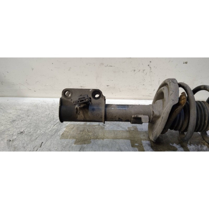 Recambio de amortiguador delantero izquierdo para renault laguna grandtour iii 2.0 dci referencia OEM IAM   