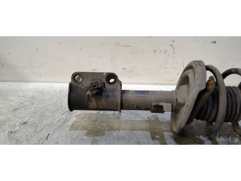 Recambio de amortiguador delantero izquierdo para renault laguna grandtour iii 2.0 dci referencia OEM IAM   
