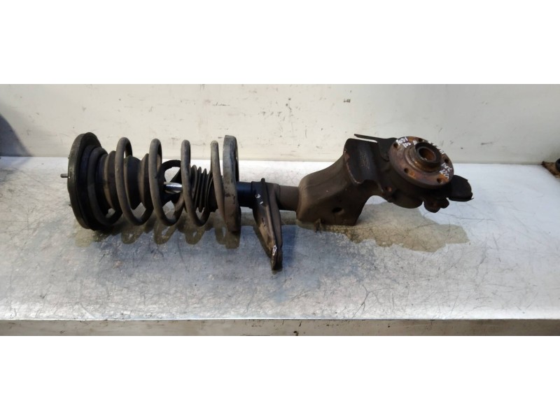 Recambio de mangueta delantera izquierda para audi 100 berlina (c4) básico referencia OEM IAM   