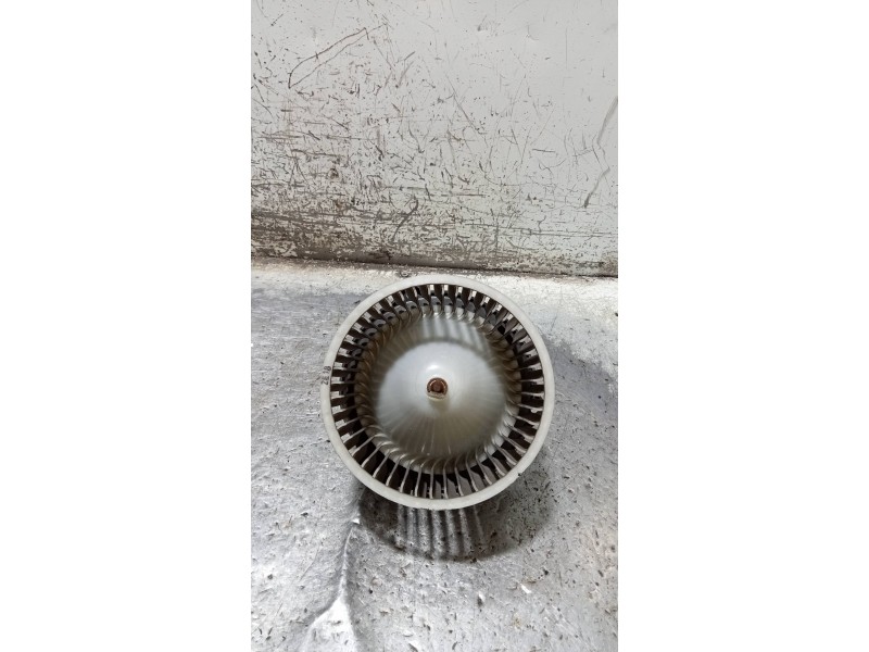 Recambio de motor calefaccion para kia opirus básico referencia OEM IAM F00S330027  