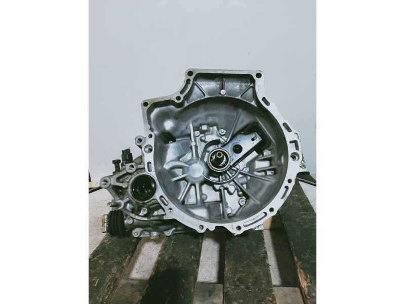 Recambio de caja cambios para kia shuma 1.5 ls berlina portón referencia OEM IAM K2A3 8104 303A 5V