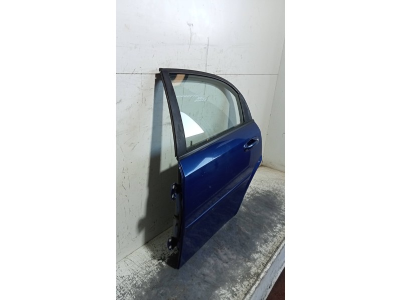 Recambio de puerta trasera izquierda para chevrolet lacetti se referencia OEM IAM   