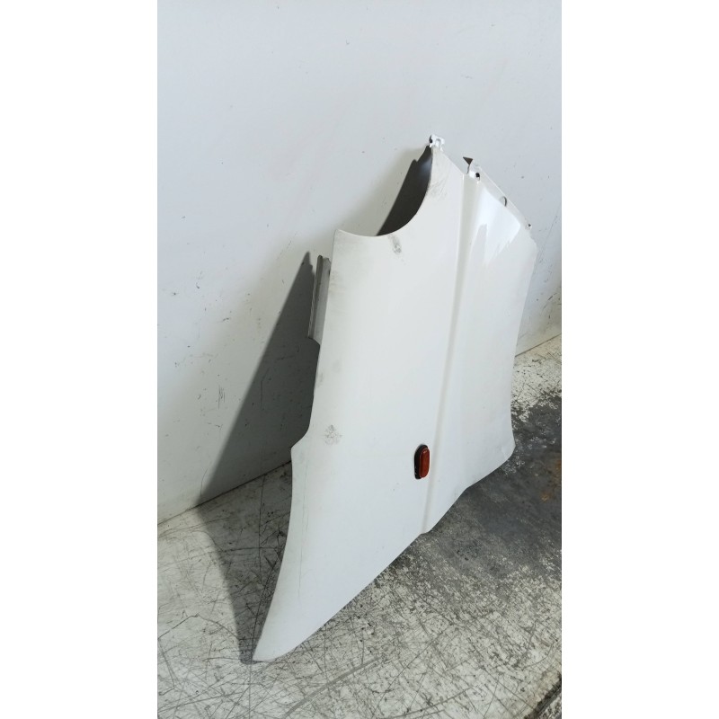 Recambio de aleta delantera derecha para nissan primastar (x83) avantour 7 asientos distancia entre ejes corta 2,84t referencia 