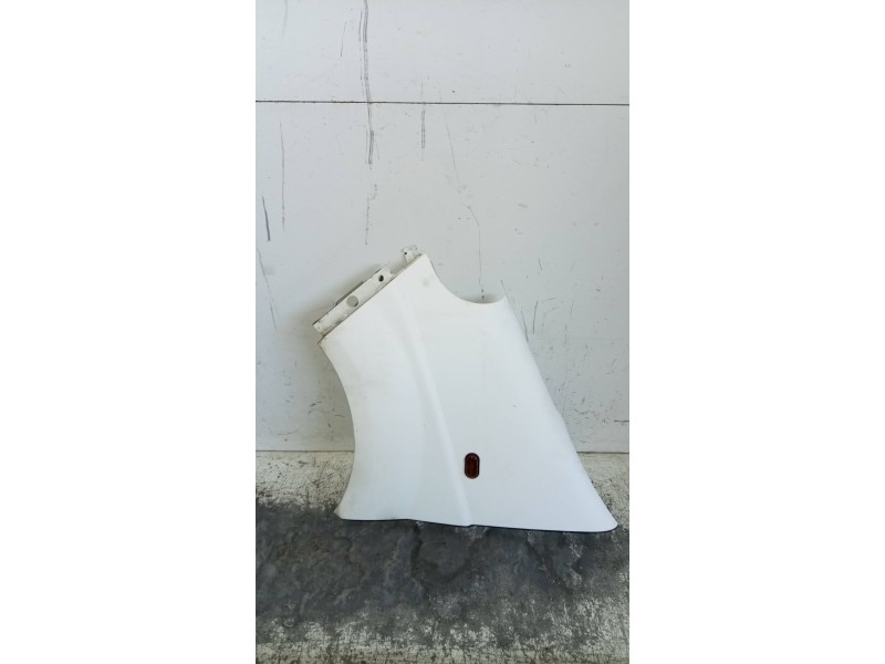 Recambio de aleta delantera izquierda para nissan primastar (x83) avantour 7 asientos distancia entre ejes corta 2,84t referenci