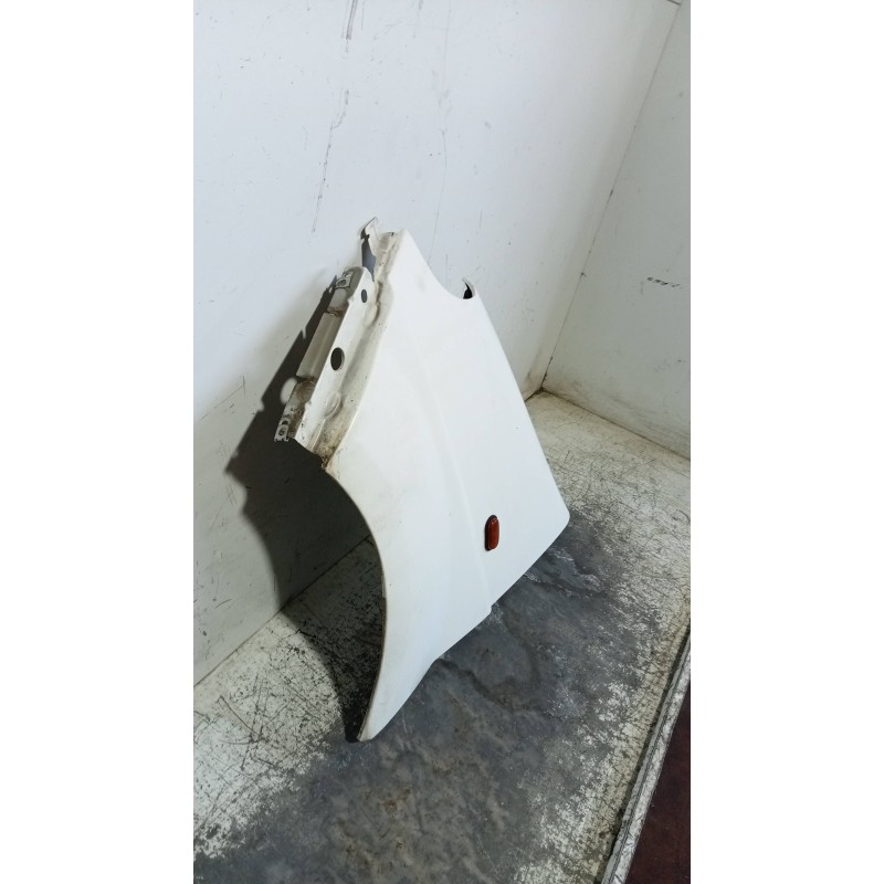 Recambio de aleta delantera izquierda para nissan primastar (x83) avantour 7 asientos distancia entre ejes corta 2,84t referenci