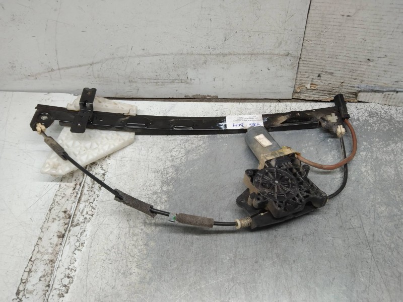 Recambio de elevalunas trasero derecho para jeep gr.cherokee (wj/wg) 2.7 crd limited referencia OEM IAM   5P