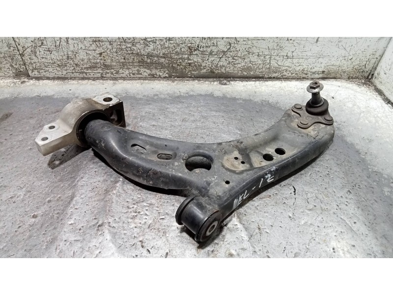Recambio de brazo suspension inferior delantero izquierdo para volkswagen cc (358) advance bluemotiontech referencia OEM IAM 1K0