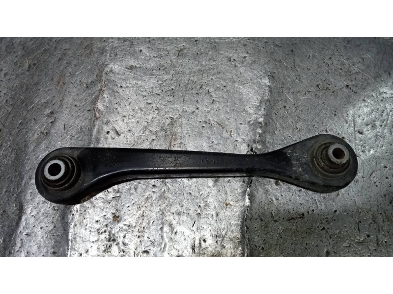 Recambio de brazo suspension superior trasero izquierdo para volkswagen cc (358) advance bluemotiontech referencia OEM IAM 1K050