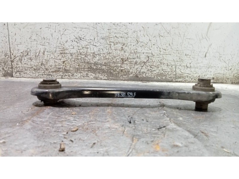 Recambio de brazo suspension superior trasero izquierdo para volkswagen cc (358) advance bluemotiontech referencia OEM IAM 1K050