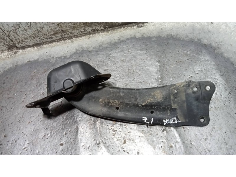 Recambio de brazo suspension superior trasero izquierdo para volkswagen cc (358) advance bluemotiontech referencia OEM IAM 3C050