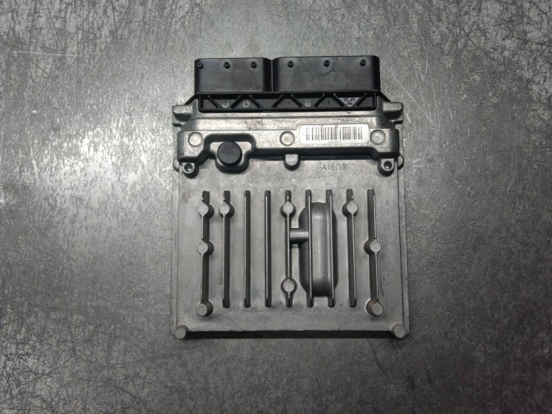 Recambio de centralita motor uce para mercedes vito kasten (639) 113 cdi lang (639.603) referencia OEM IAM 28254848 A6511501879 
