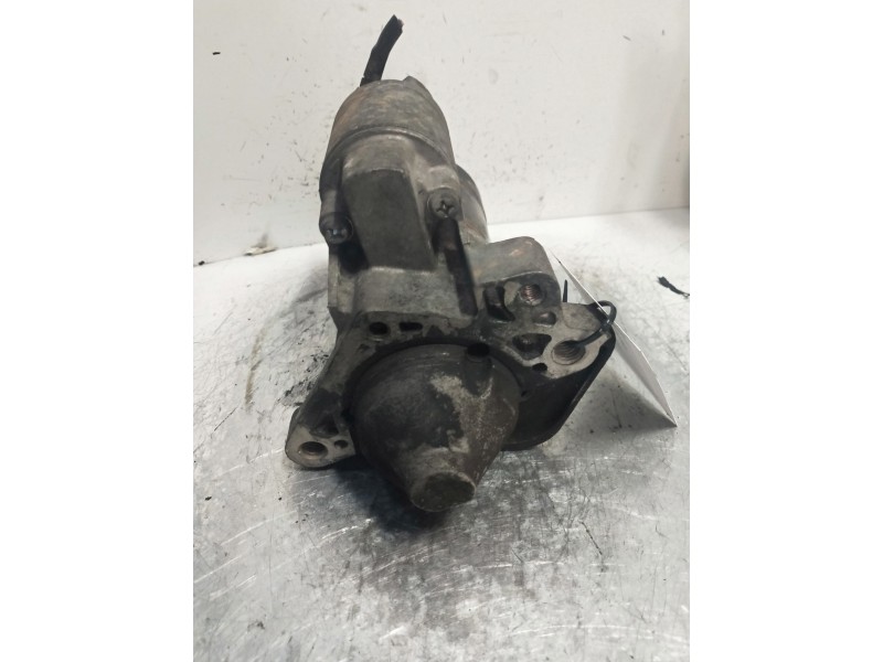 Recambio de motor arranque para dacia logan laureate referencia OEM IAM 8200584675  