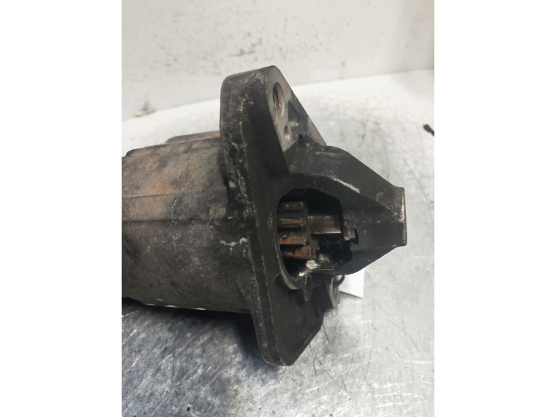 Recambio de motor arranque para dacia logan laureate referencia OEM IAM 8200584675  