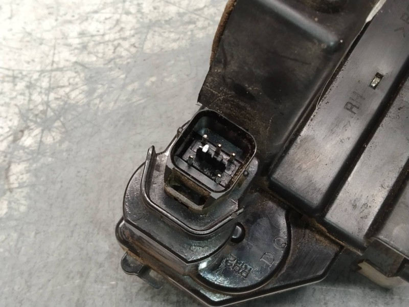 Recambio de motor cierre centralizado delantero derecho para ssangyong rodius xdi referencia OEM IAM   5P