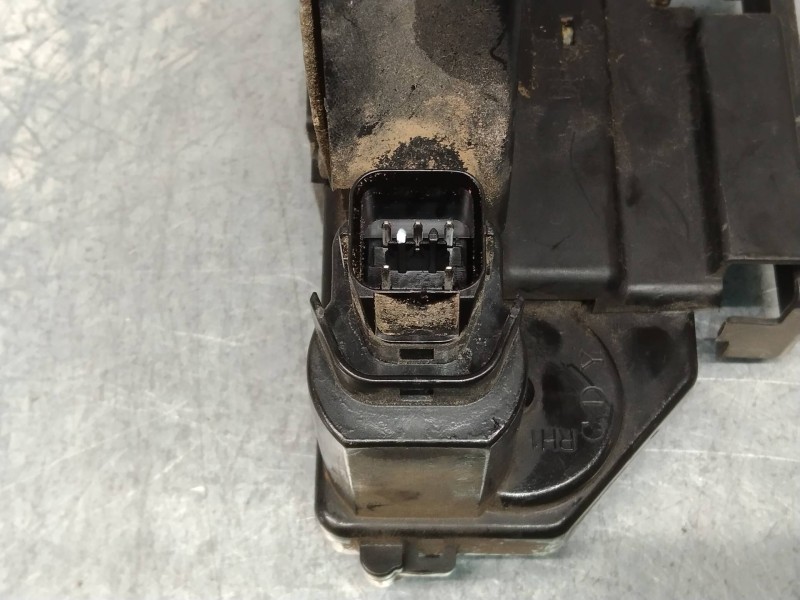 Recambio de motor cierre centralizado trasero derecho para ssangyong rodius xdi referencia OEM IAM   5P