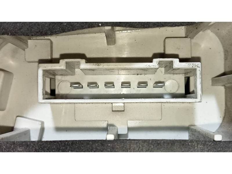 Recambio de piloto trasero izquierdo para skoda roomster (5j7) family referencia OEM IAM 5J7945111 5J7945095 