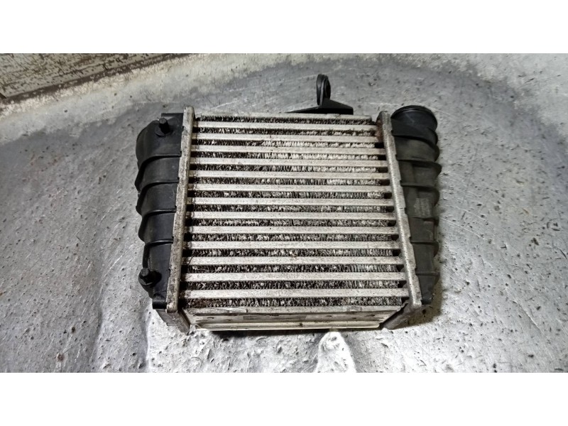 Recambio de intercooler para skoda roomster (5j7) family referencia OEM IAM 6Q0145804A 862403N 