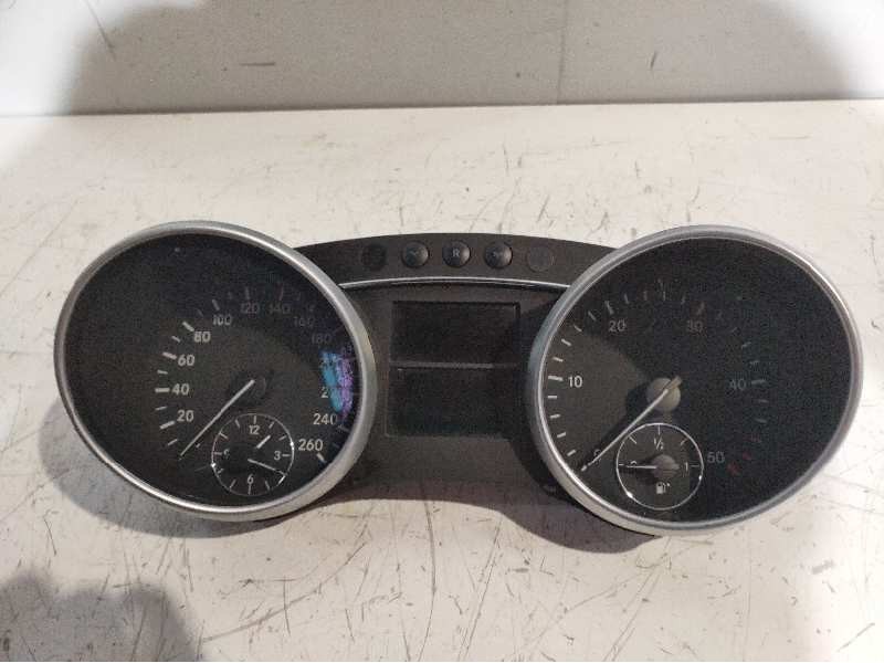 Recambio de cuadro instrumentos para mercedes clase m (w164) 320 / 350 cdi (164.122) referencia OEM IAM A2C53118452 A1645404147 