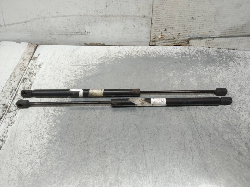 Recambio de amortiguadores maletero / porton para seat toledo (1l) base referencia OEM IAM 1L0827550  500N