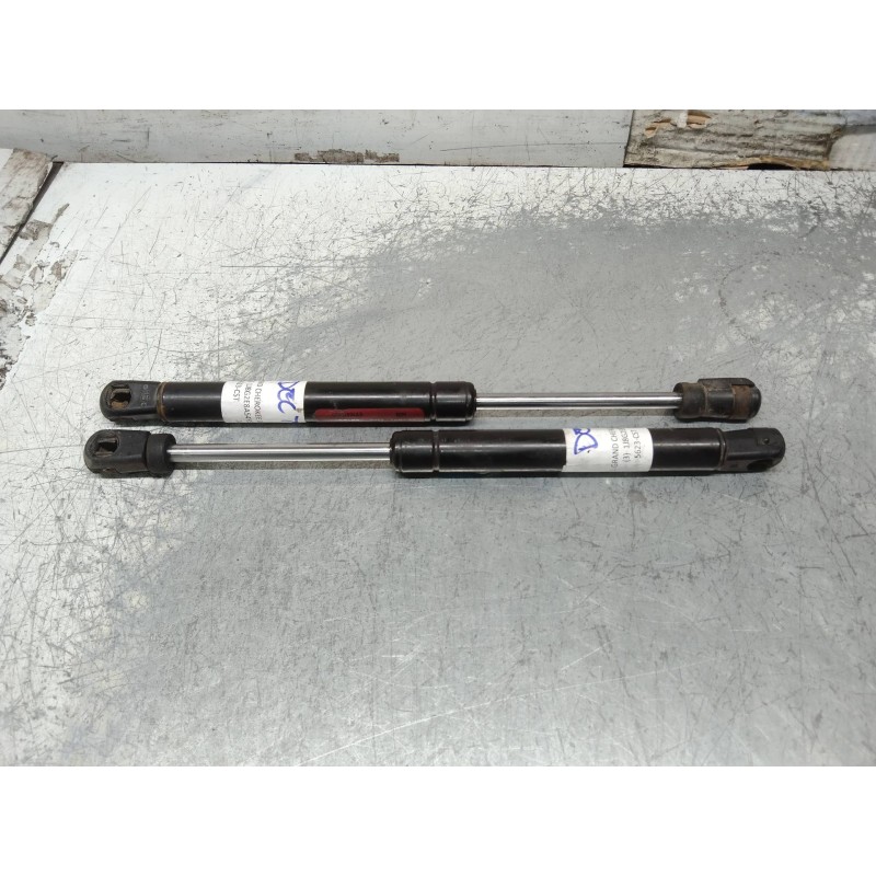 Recambio de amortiguadores capo para jeep gr.cherokee (wj/wg) 2.7 crd limited referencia OEM IAM 55352897AB 55352896AB 
