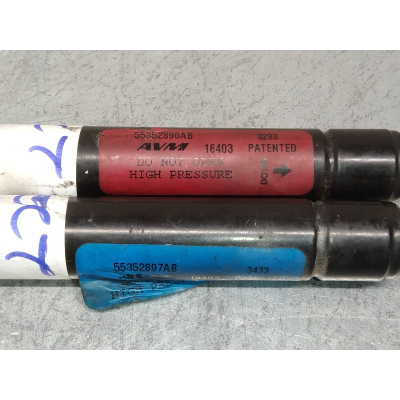 Recambio de amortiguadores capo para jeep gr.cherokee (wj/wg) 2.7 crd limited referencia OEM IAM 55352897AB 55352896AB 