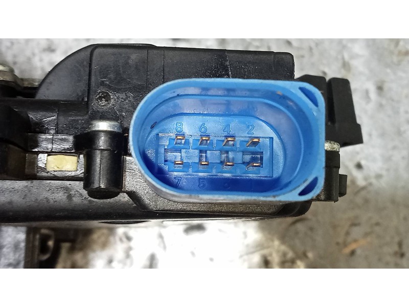 Recambio de motor cierre centralizado delantero izquierdo para skoda roomster (5j7) family referencia OEM IAM 5J1837015  