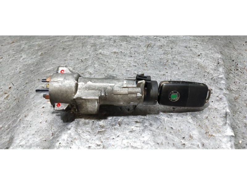 Recambio de conmutador de arranque para skoda roomster (5j7) family referencia OEM IAM 4B0905851C  